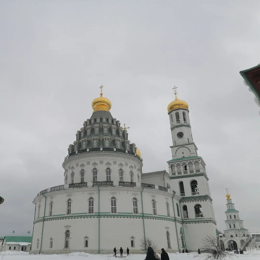 Храм на Большой Академической организует поездку в монастырь на берегу реки  Истры | Район Коптево